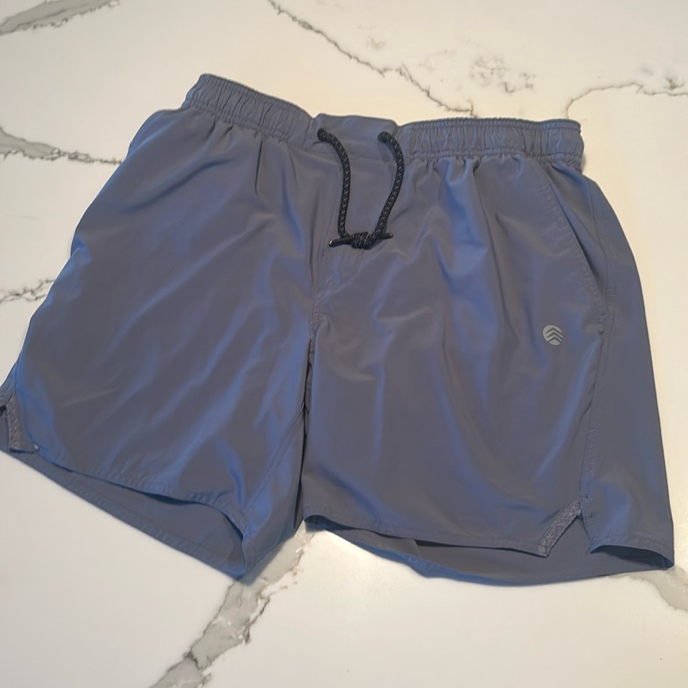 Solaris gray men’s large shorts